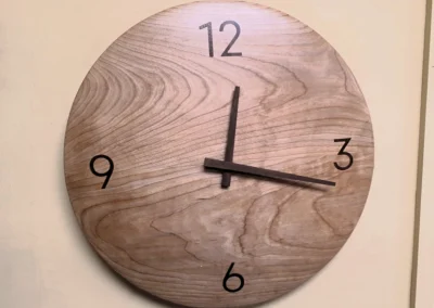 Clock – Ambrosia Maple